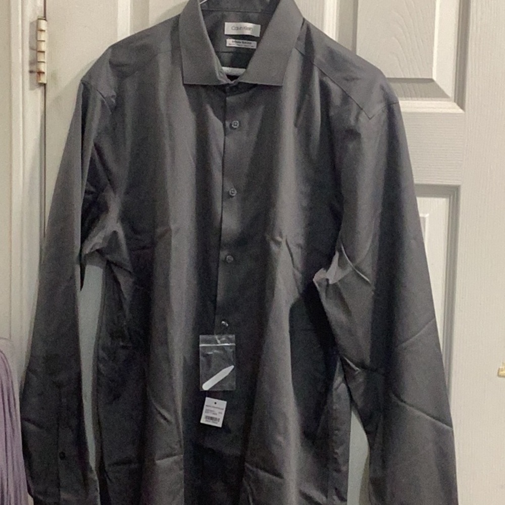 New With Tags Calvin Klein Infinite Non Iron Slim Fit . - Picture 2 of 10